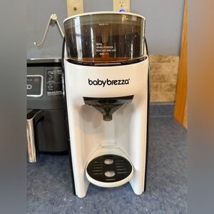 Baby Brezza Formula Pro Advanced Bottle Maker